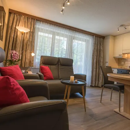 Haus Adora Apartman Saas-Almagell