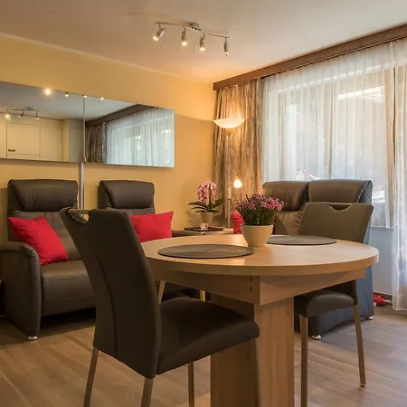 Apartment Haus Adora Saas-Almagell