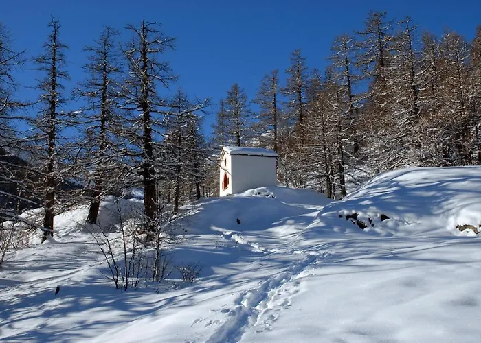 Haus Adora * Saas-Almagell