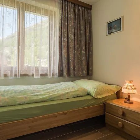 Apartment Haus Adora